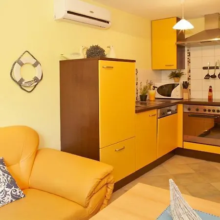 Daire Ostseebungalow _ Korswandt_8